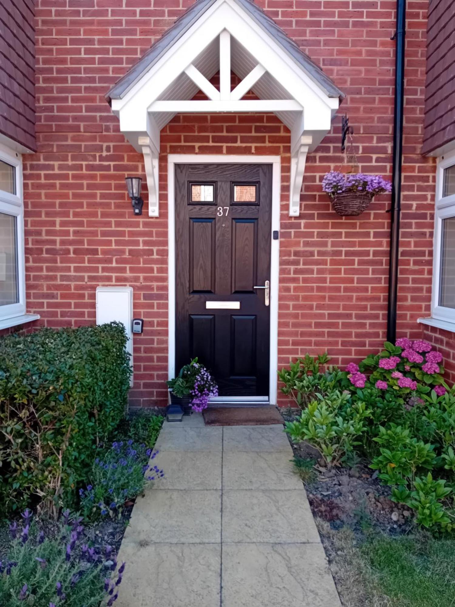 Beautiful En-Suite Room With Stairs Wokingham Exterior foto